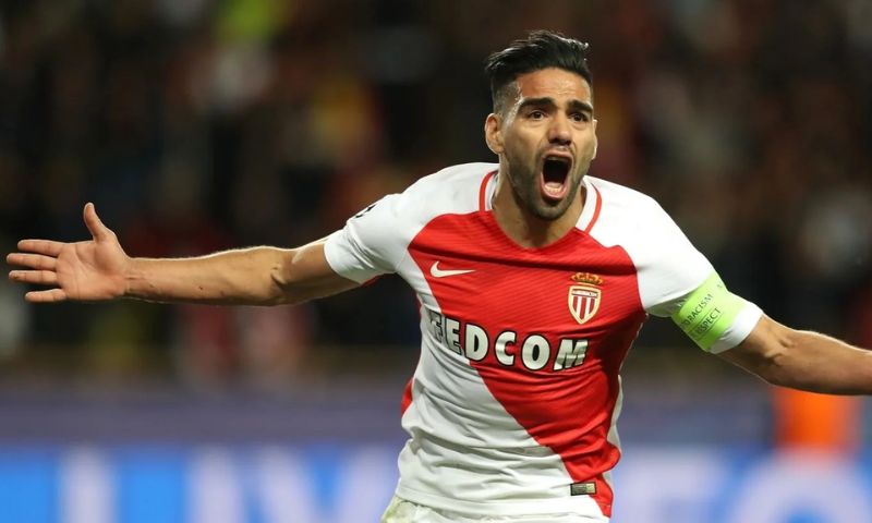 Radamel Falcao - Huyền thoại Cup C2